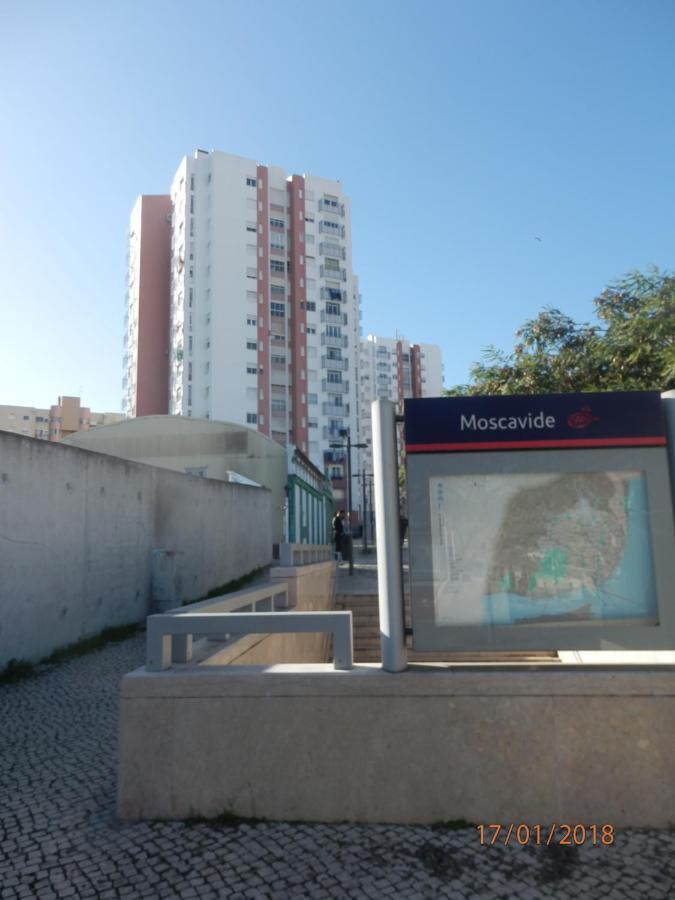 Parque das Nações, near Airport, Metro Station Lisboa Exterior foto